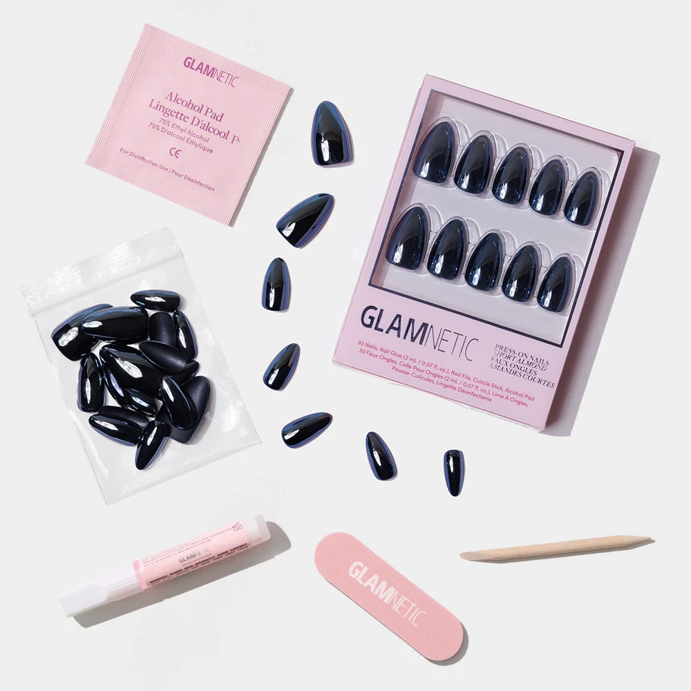 Glamnetic press-on nails kit